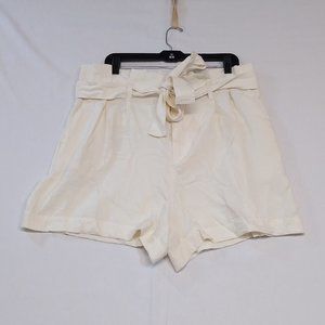 A New Day XXL Paperbag High Waist Wide Leg Belted Cream Shorts - Women's NWT
